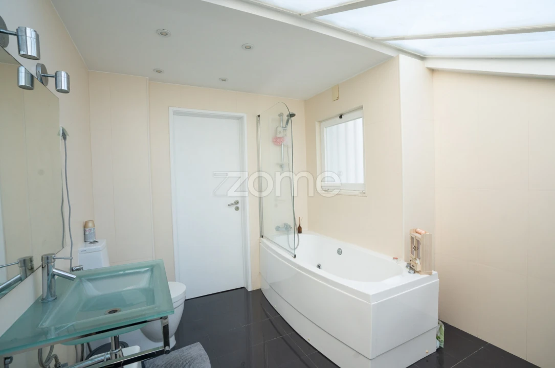 Moradia T4 para Venda em Oeiras e São Julião da Barra, Paço de Arcos e Caxias Foto 22