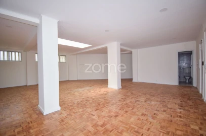 Apartamento T1 para Venda em Avenidas Novas