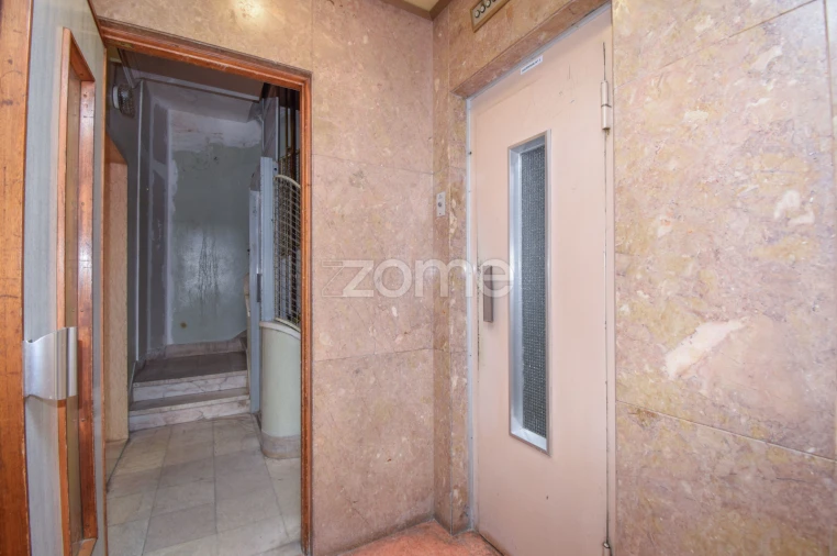 Apartamento T1 para Venda em Avenidas Novas Foto 11