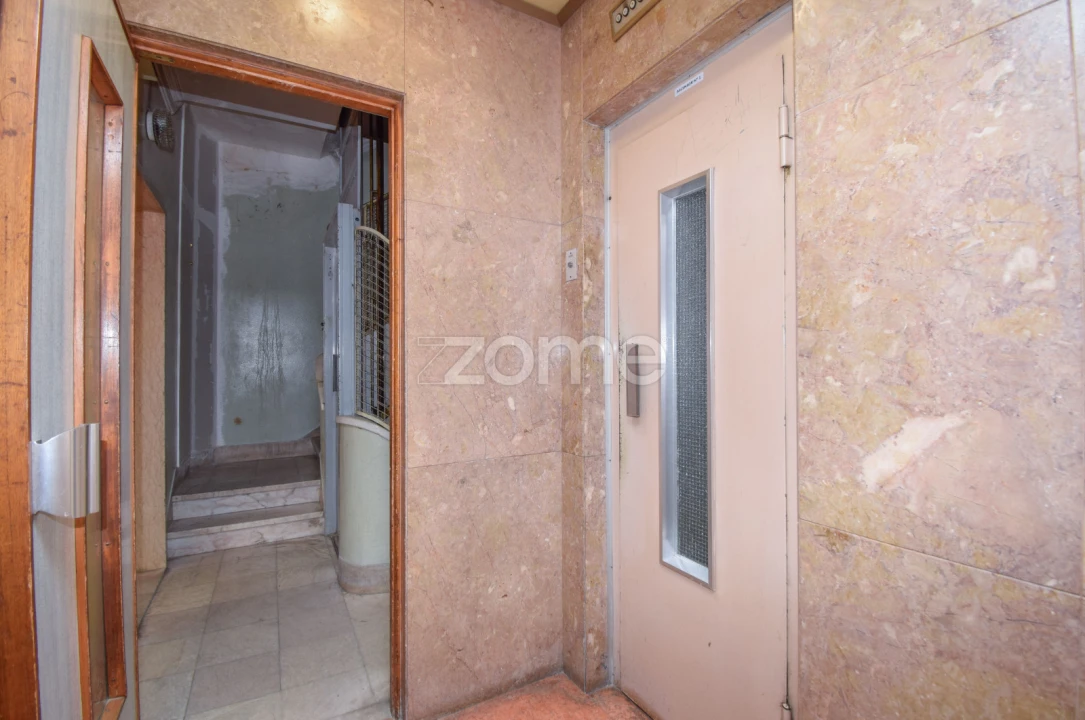 Apartamento T1 para Venda em Avenidas Novas Foto 11