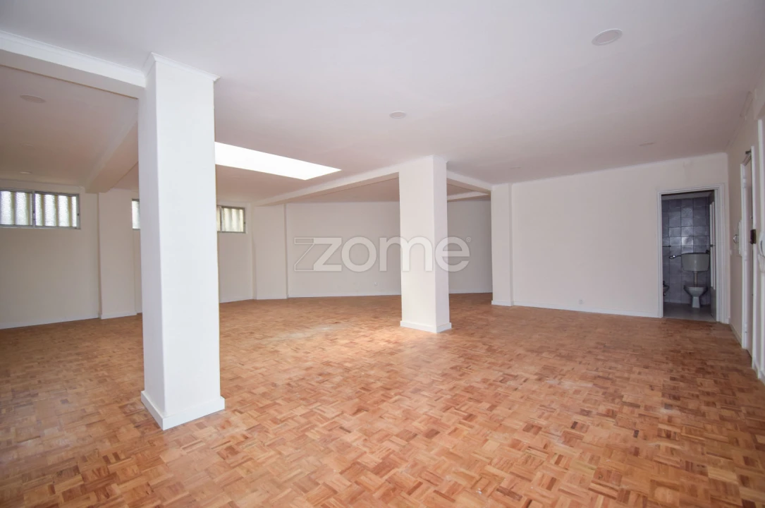 Apartamento T1 para Venda em Avenidas Novas Foto 13