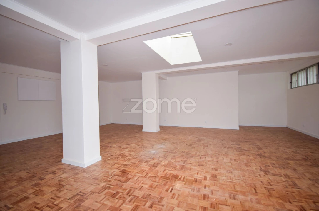 Apartamento T1 para Venda em Avenidas Novas Foto 22