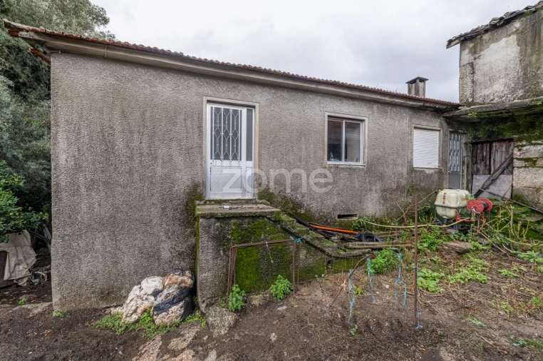 Quinta T6 para Venda em Moimenta Foto 2