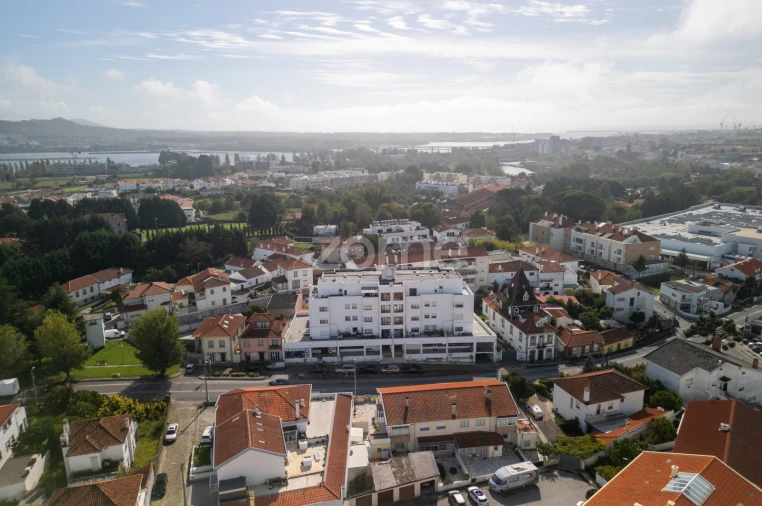Negócio para Venda em Santa Maria Maior e Monserrate e Meadela Foto 3