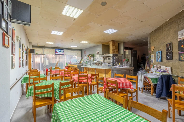 Negócio para Venda em Santa Maria Maior e Monserrate e Meadela Foto 8