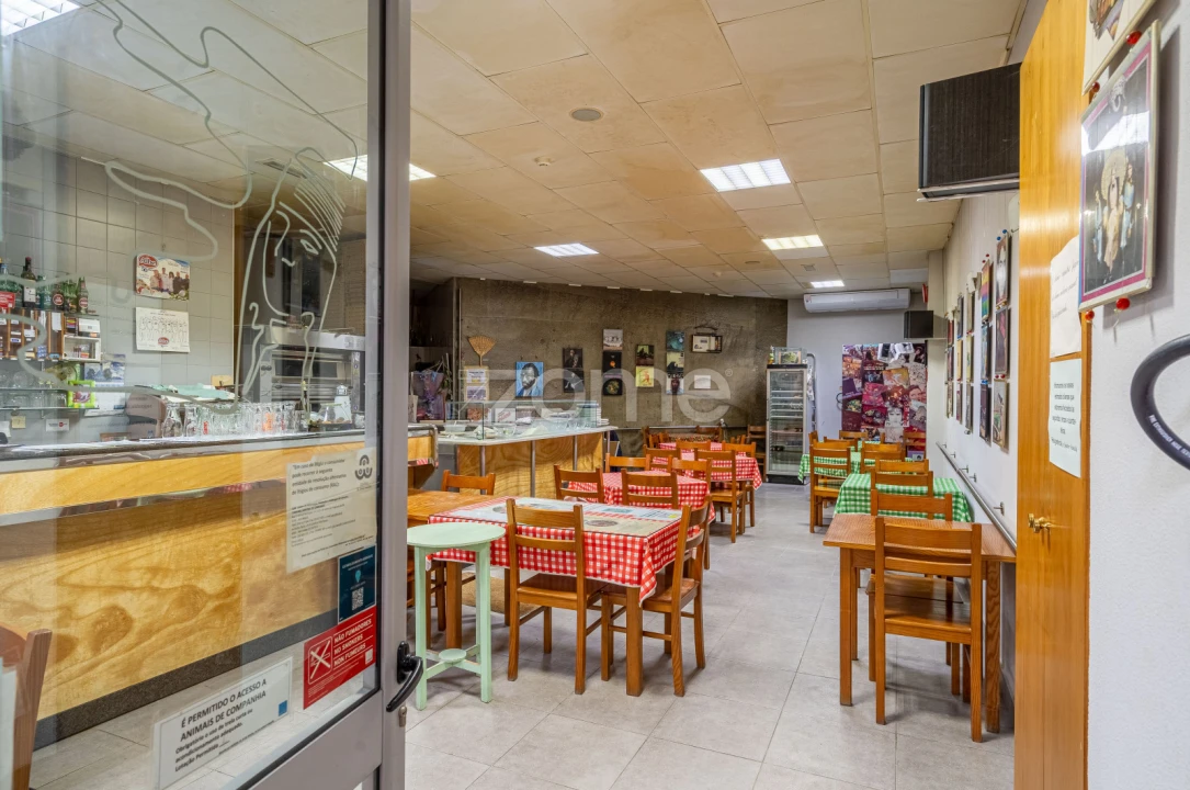 Negócio para Venda em Santa Maria Maior e Monserrate e Meadela Foto 3