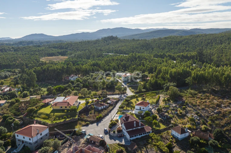 Moradia T4 para Venda em São Pedro de Arcos Foto 2