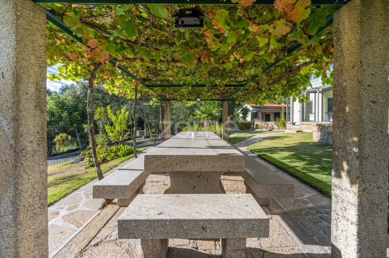 Moradia T4 para Venda em São Pedro de Arcos Foto 24