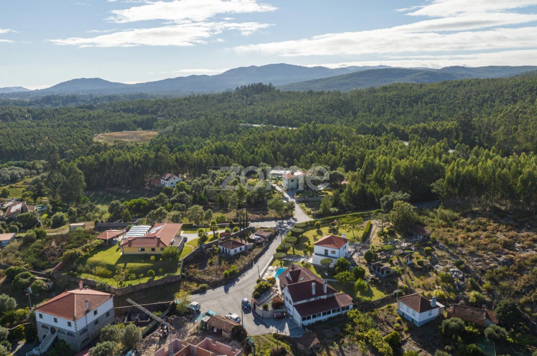 Moradia T4 para Venda em São Pedro de Arcos Foto 2