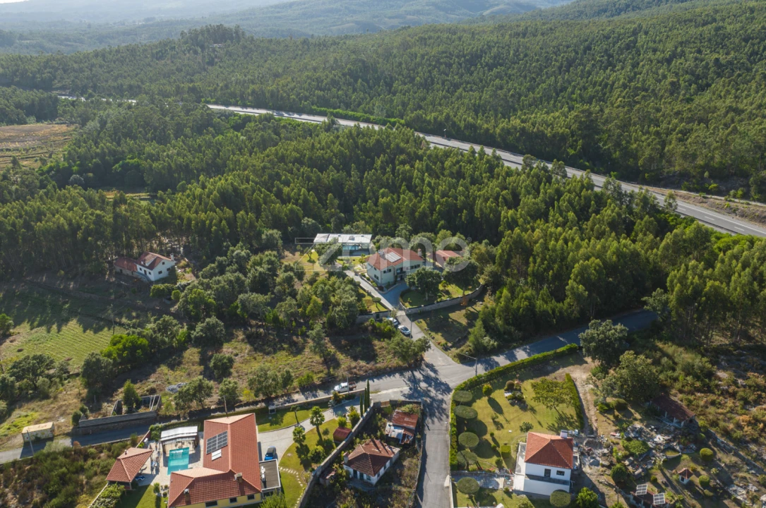 Moradia T4 para Venda em São Pedro de Arcos Foto 9