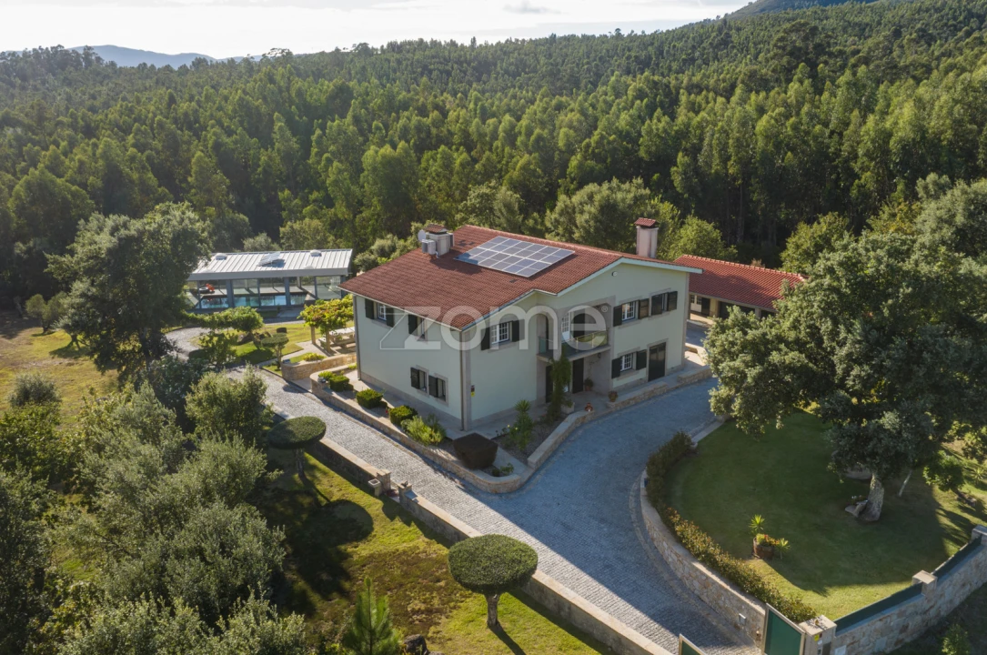 Moradia T4 para Venda em São Pedro de Arcos Foto 14