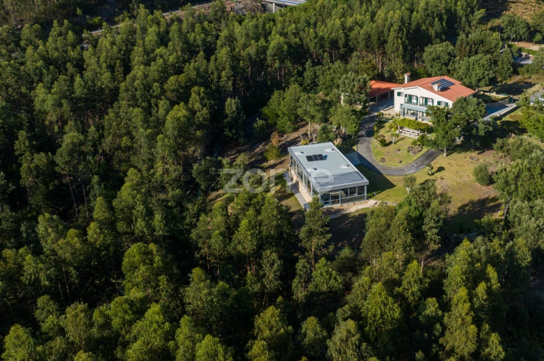 Moradia T4 para Venda em São Pedro de Arcos Foto 18