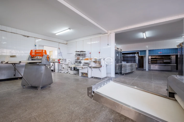 Negócio para Trespasse em Gondomar (São Cosme), Valbom e Jovim Foto 21