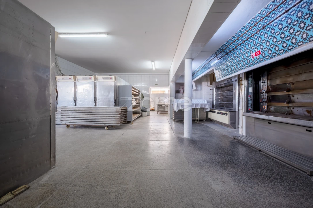 Negócio para Trespasse em Gondomar (São Cosme), Valbom e Jovim Foto 1