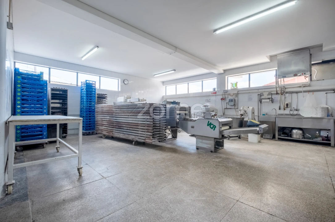 Negócio para Trespasse em Gondomar (São Cosme), Valbom e Jovim Foto 22