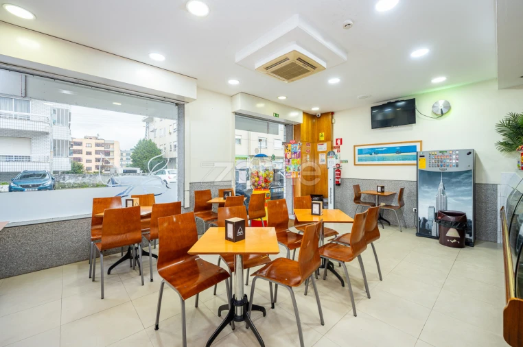 Negócio para Trespasse em Cidade da Maia Foto 10