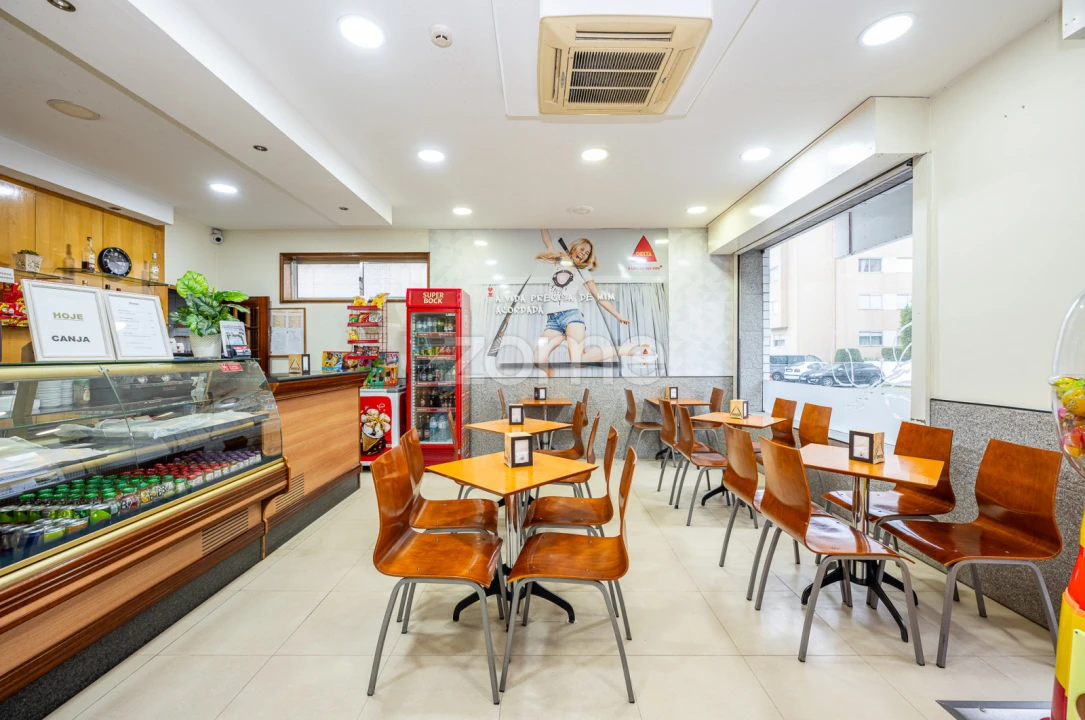 Negócio para Trespasse em Cidade da Maia Foto 7