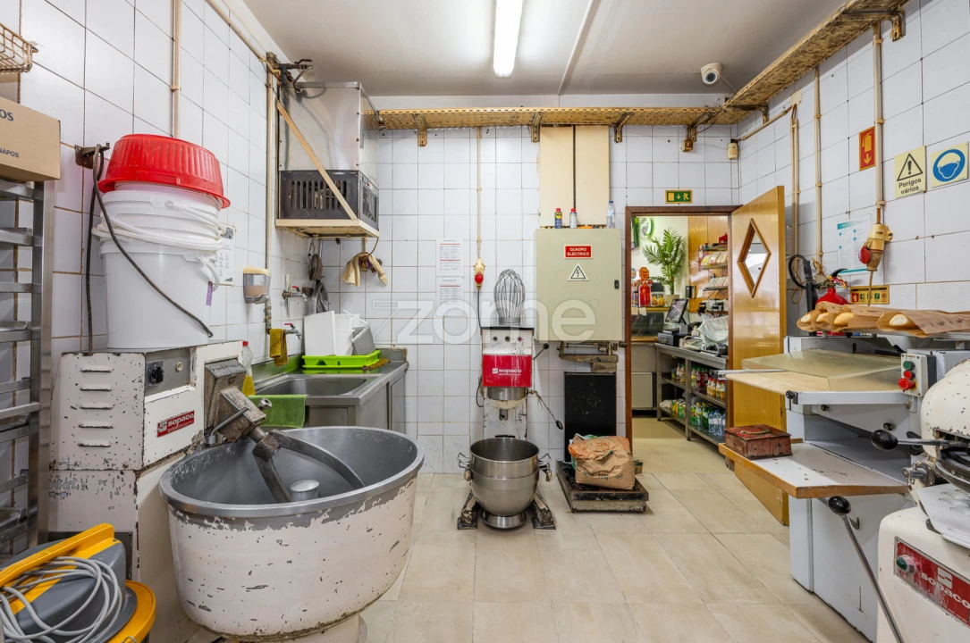 Negócio para Trespasse em Cidade da Maia Foto 24