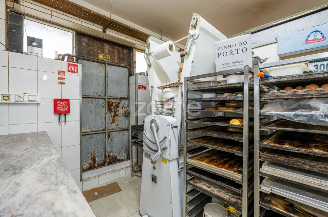 Negócio para Trespasse em Cidade da Maia Foto 27