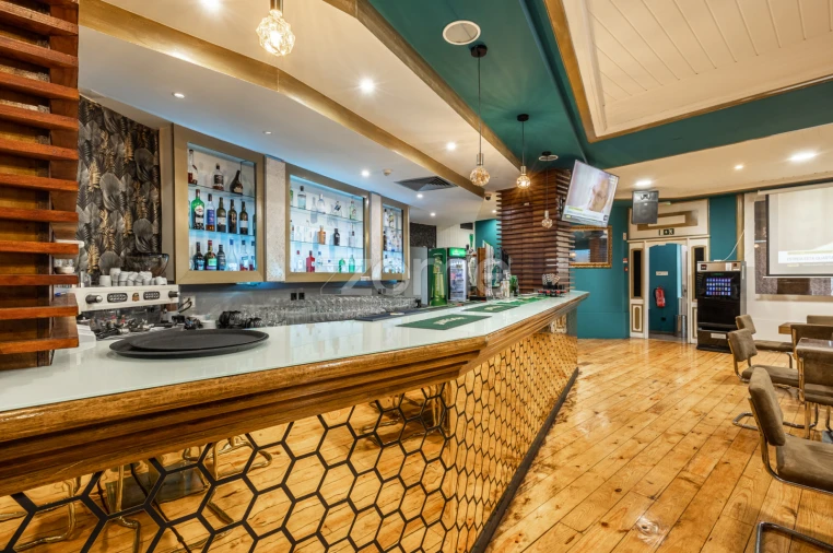 Negócio para Trespasse em Leiria, Pousos, Barreira e Cortes Foto 2