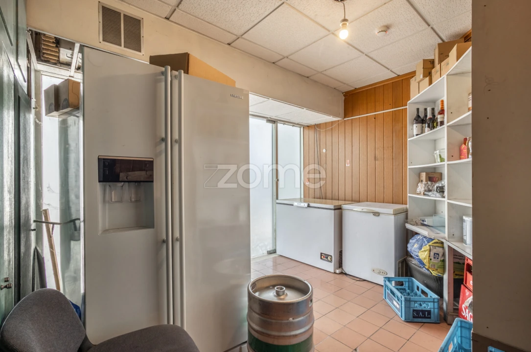 Negócio para Trespasse em Leiria, Pousos, Barreira e Cortes Foto 23