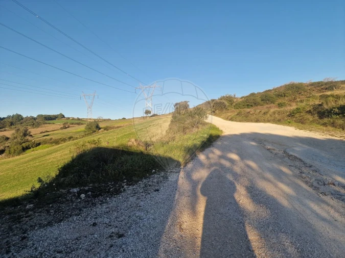 Armazém para Venda em Santiago dos Velhos Foto 22