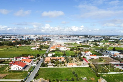 Terreno para Venda em Samora Correia