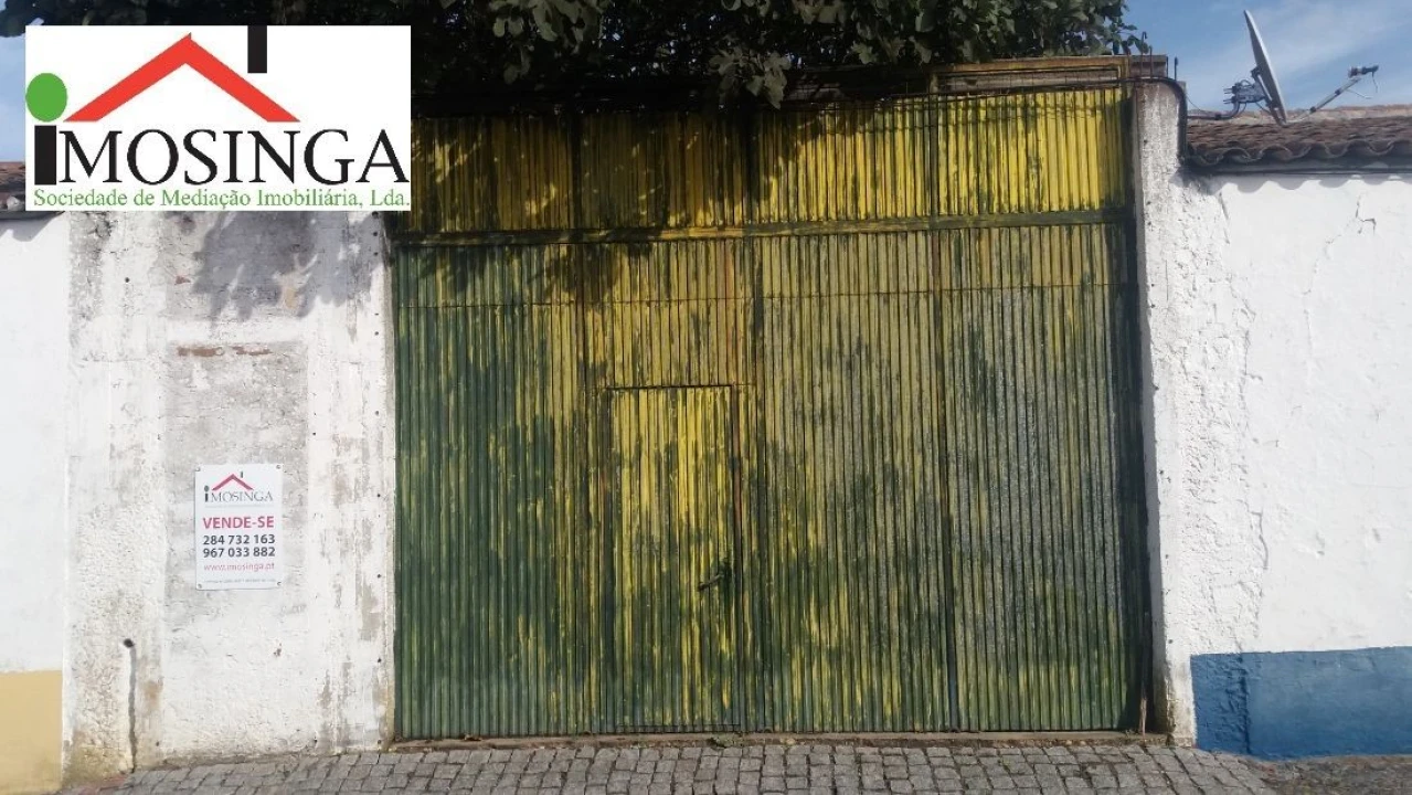 Garagem para Venda em Ferreira do Alentejo e Canhestros Foto 1