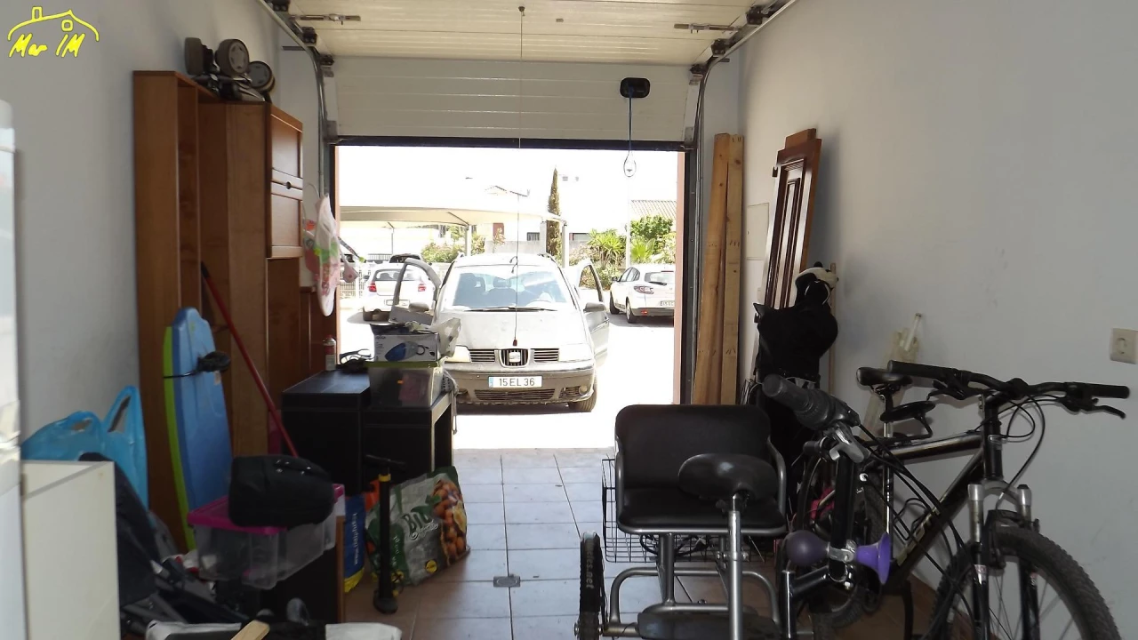 Garagem para Venda em Vila Real de Santo Antonio Foto 14