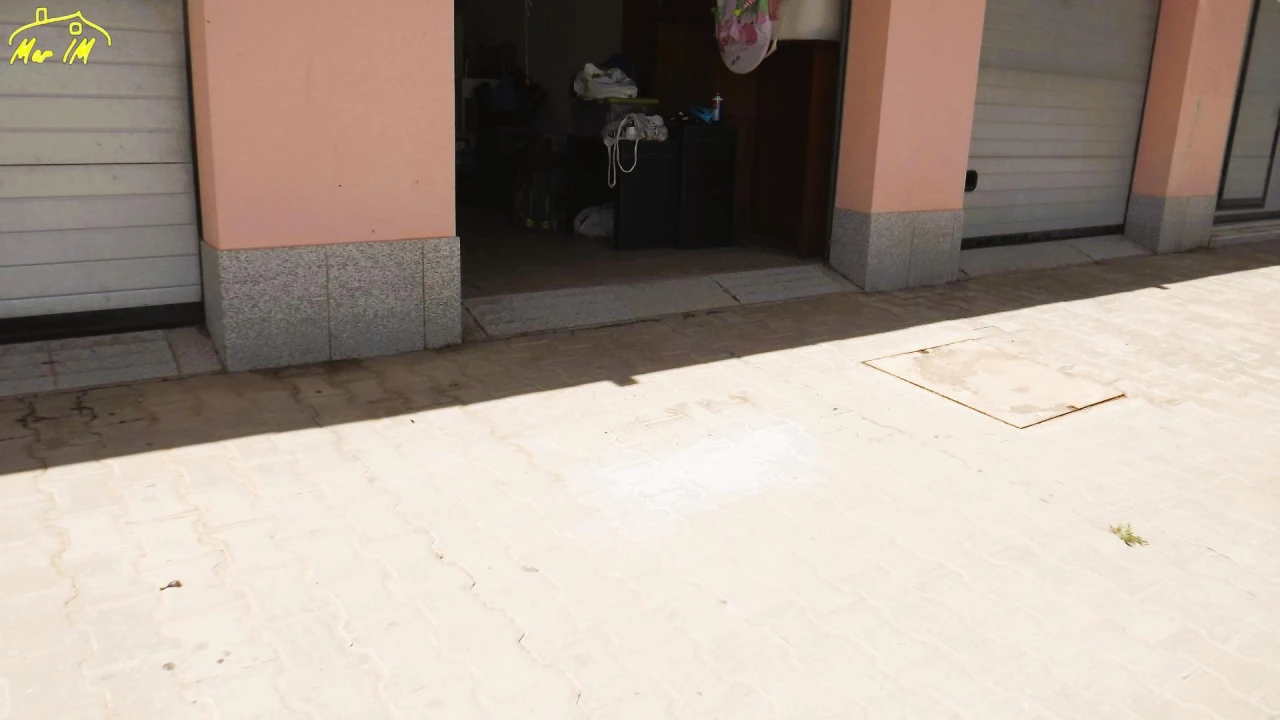 Garagem para Venda em Vila Real de Santo Antonio Foto 18