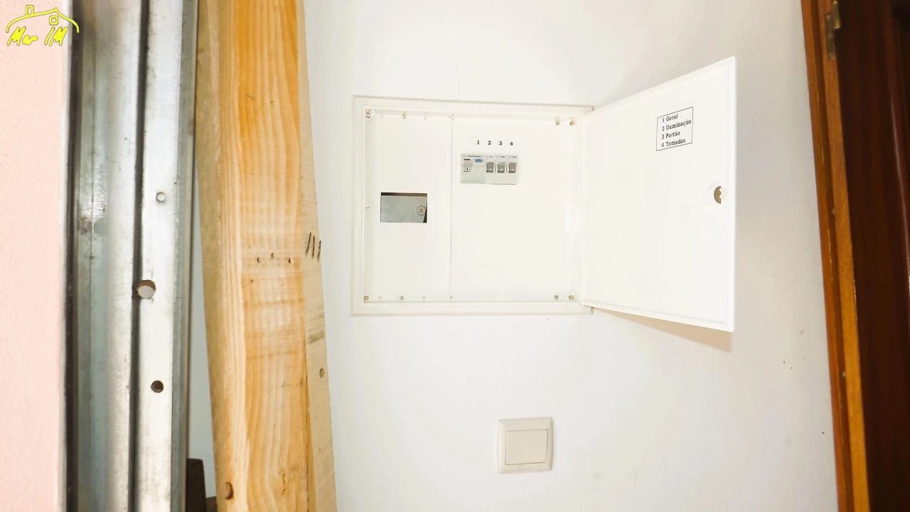 Garagem para Venda em Vila Real de Santo Antonio Foto 7