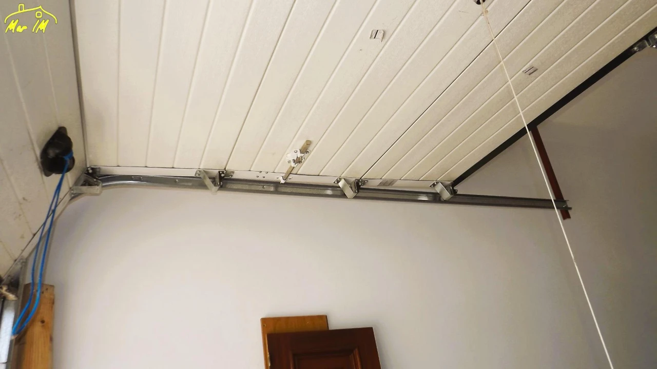 Garagem para Venda em Vila Real de Santo Antonio Foto 8