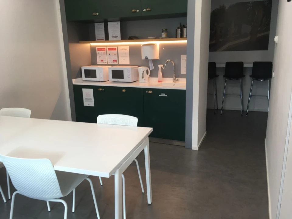 Escritório para Arrendamento em Braga (São José de São Lázaro e São João do Souto) Foto 9