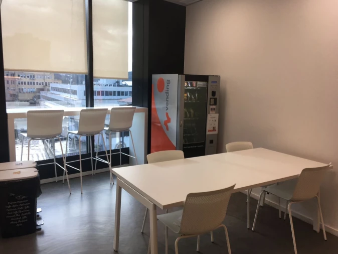 Escritório para Arrendamento em Braga (São José de São Lázaro e São João do Souto) Foto 10