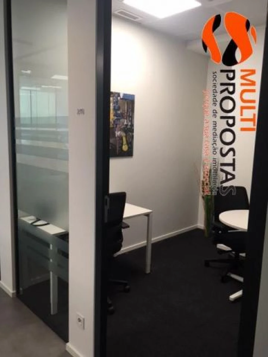 Escritório para Arrendamento em Adaufe Foto 9