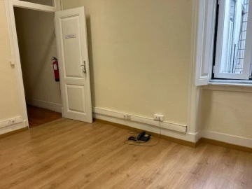 Escritório para Arrendamento em Avenidas Novas