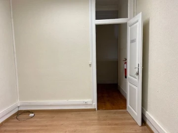 Escritório para Arrendamento em Avenidas Novas