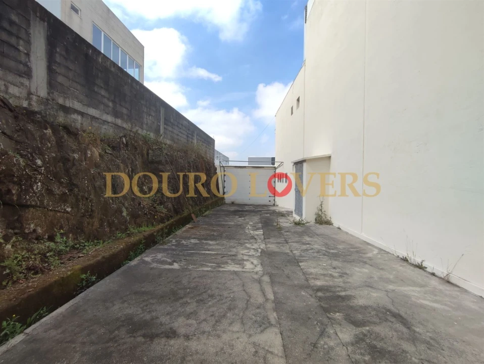 Armazém para Venda em Bougado (São Martinho e Santiago) Foto 28