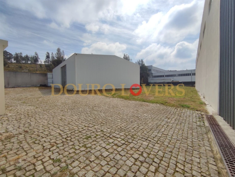 Armazém para Venda em Bougado (São Martinho e Santiago) Foto 30