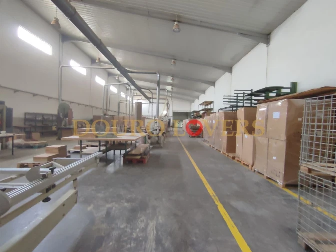 Armazém para Venda em Bougado (São Martinho e Santiago) Foto 27