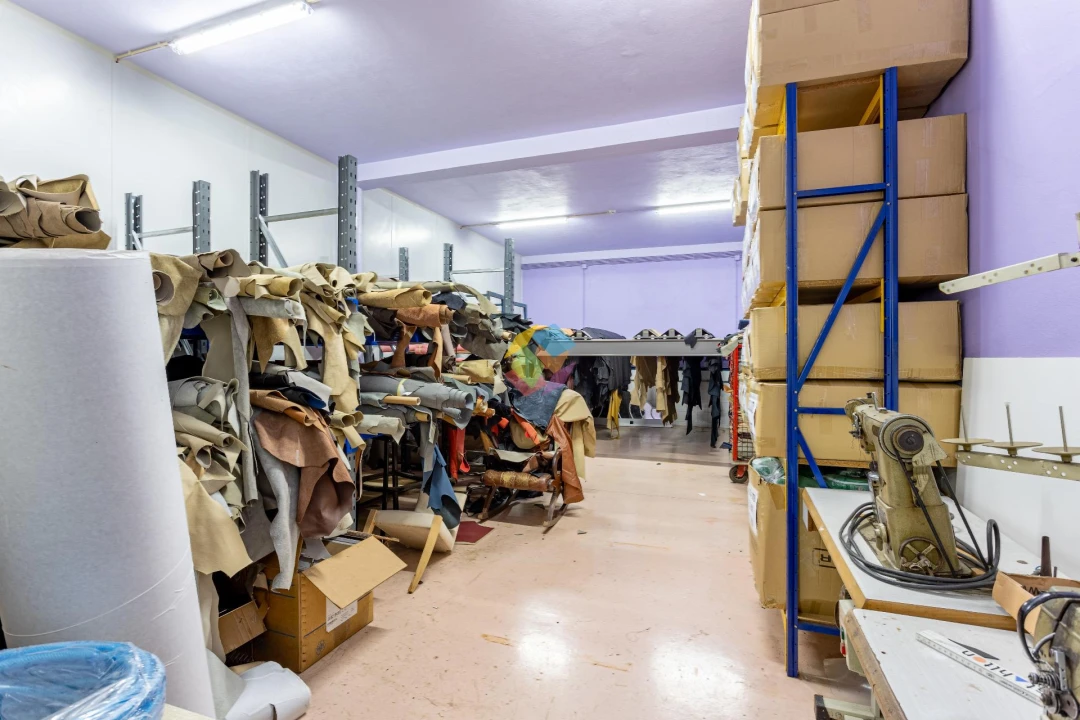 Armazém para Venda em São João de Ver Foto 15