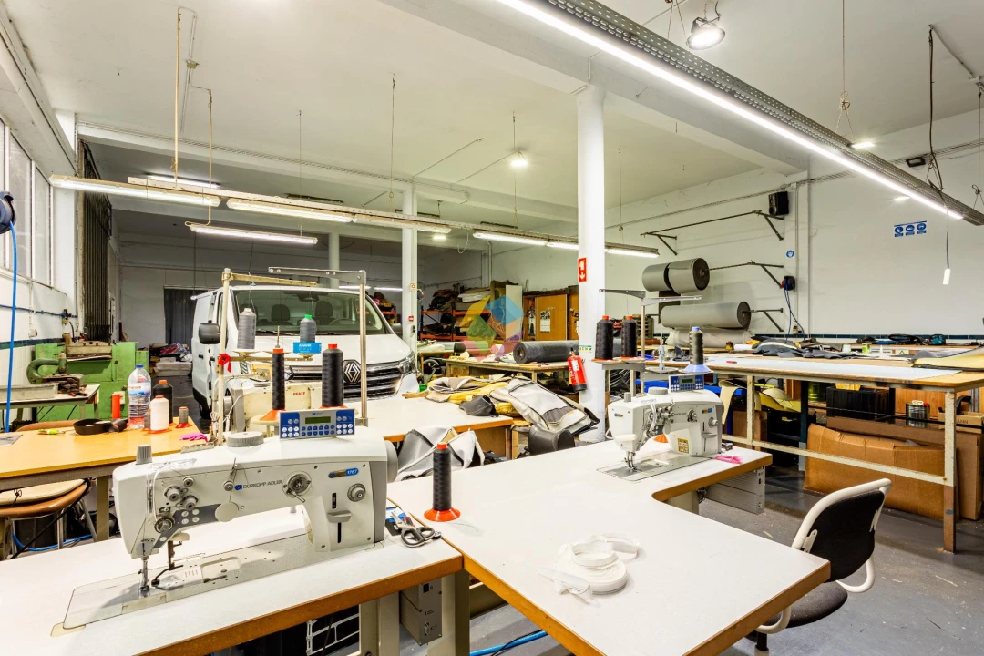 Armazém para Venda em São João de Ver Foto 19