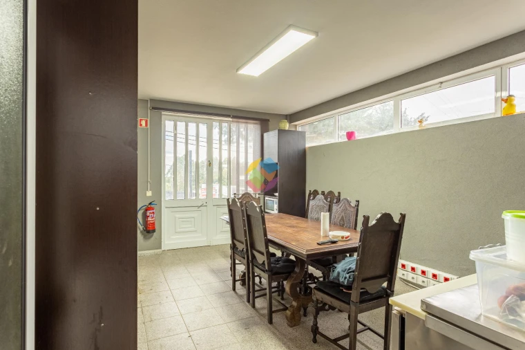 Armazém para Venda em São João de Ver Foto 5