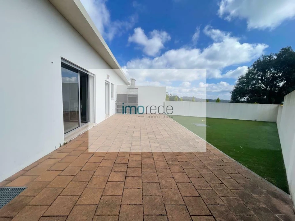 Moradia T2 para Venda em Santa Catarina da Serra e Chainça Foto 4