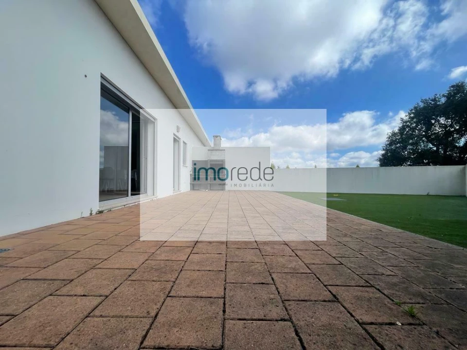 Moradia T2 para Venda em Santa Catarina da Serra e Chainça Foto 2