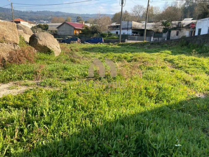 Terreno para Venda em São Tomé de Negrelos Foto 6