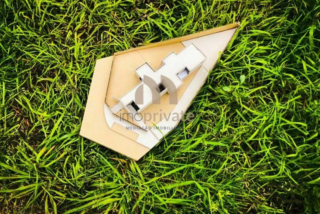 Terreno para Venda em São Tomé de Negrelos Foto 13