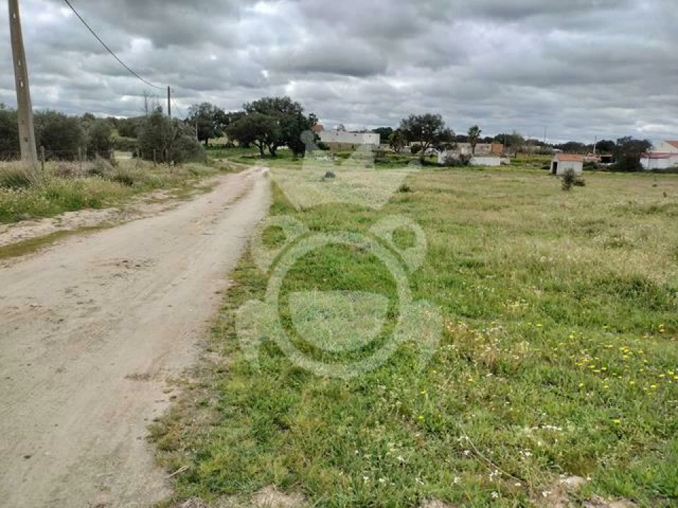 Terreno para Venda em Évora (São Mamede, Sé, São Pedro e Santo Antão) Foto 3