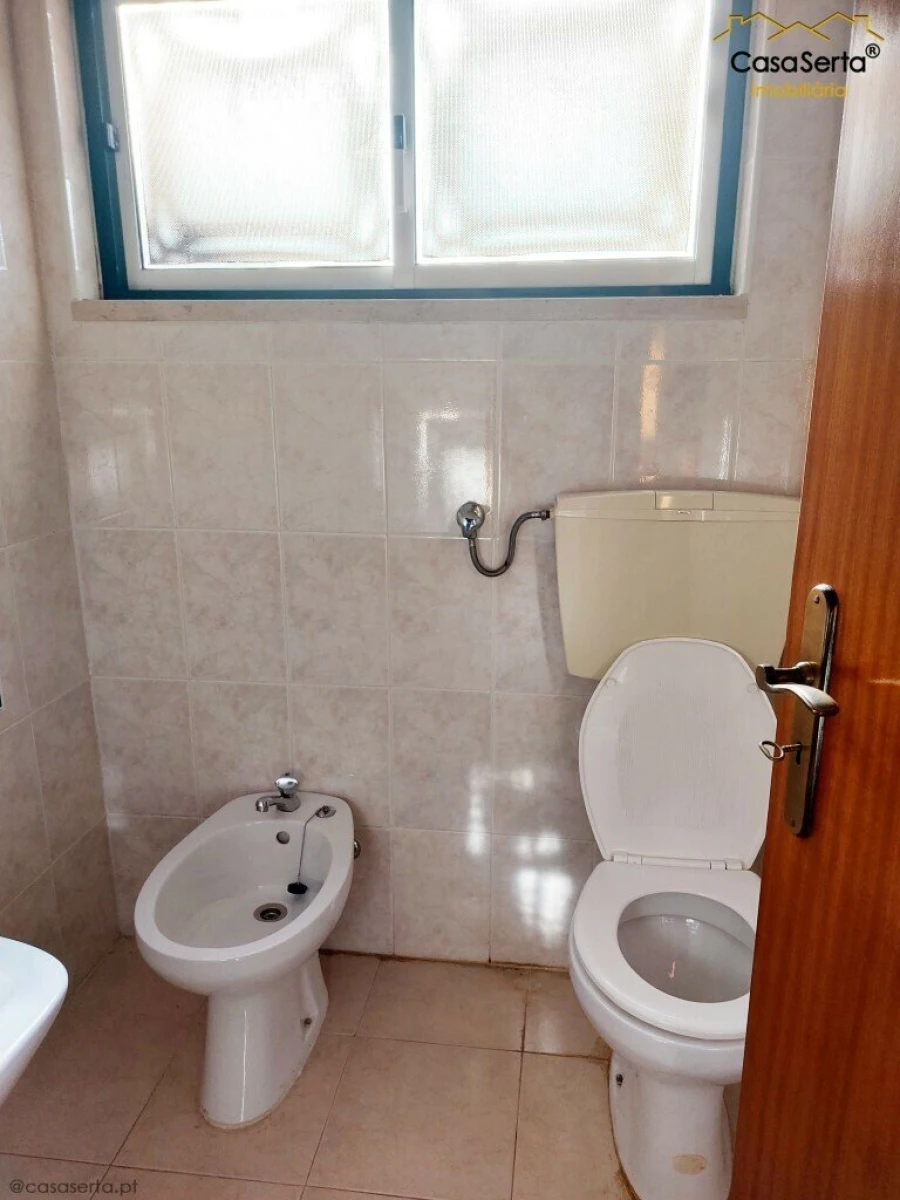 Loja para Arrendamento em Cernache do Bonjardim, Nesperal e Palhais Foto 9