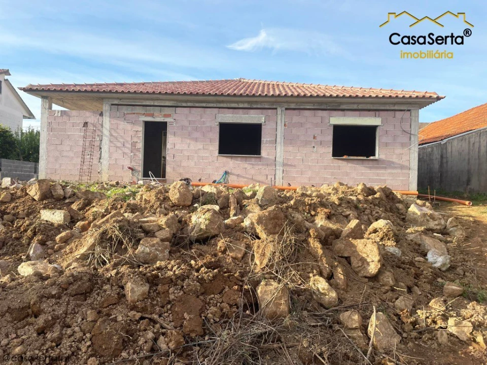 Moradia T3 para Venda em Cernache do Bonjardim, Nesperal e Palhais Foto 17